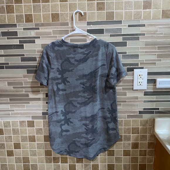 Camo Top - Picture 3 of 3